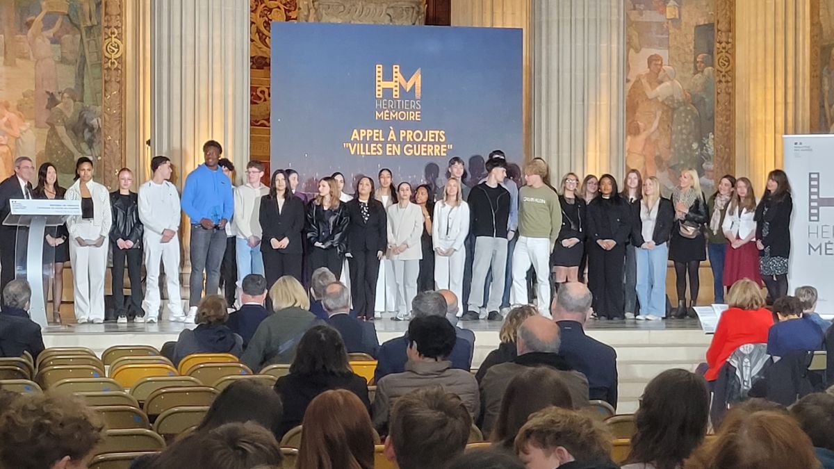 Élèves du lycée Sévigné au Panthéon lors de la cérémonie de remise du Prix Héritiers de mémoire 2026
