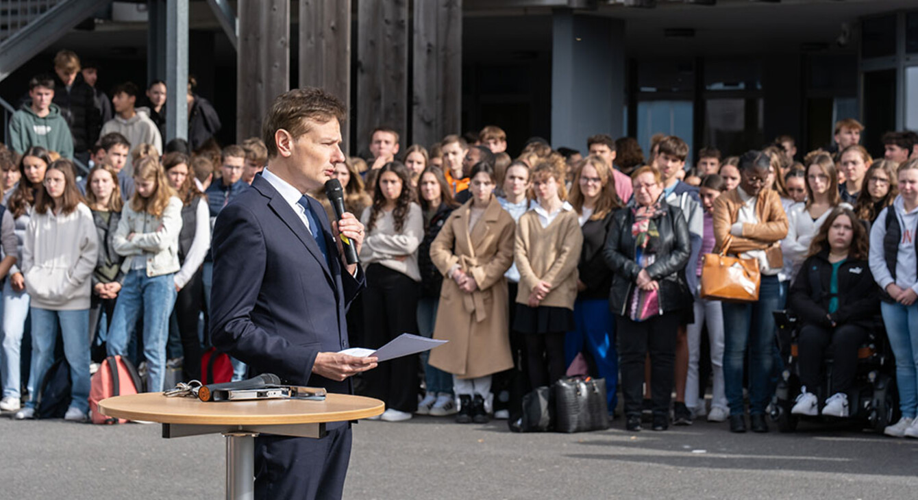 lycée Hessel - hommage à Samuel Paty et Dominique Bernard-6.jpg