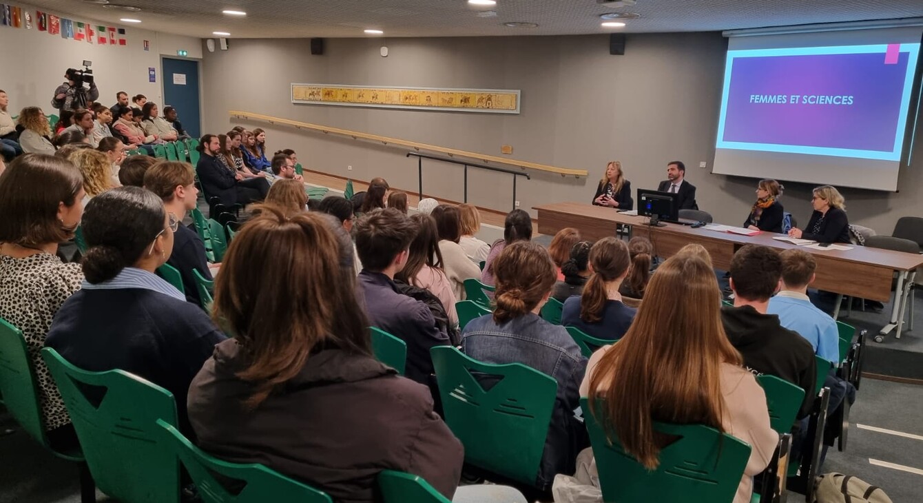 260325_Femmes et Sciences lycée Chrestien de Troyes_Troyes